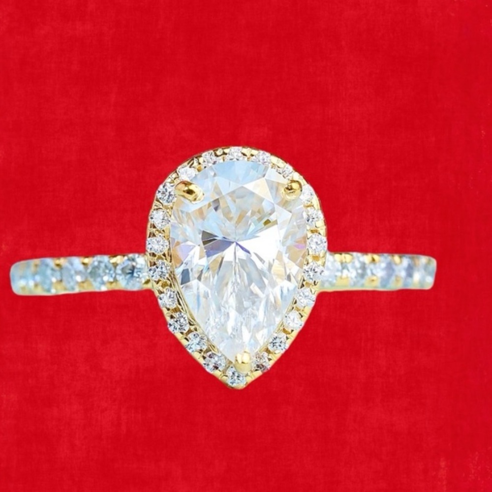 NWT! Gold Solitaire Ring Wedding Engagement Ring size 6 - Picture 3 of 5
